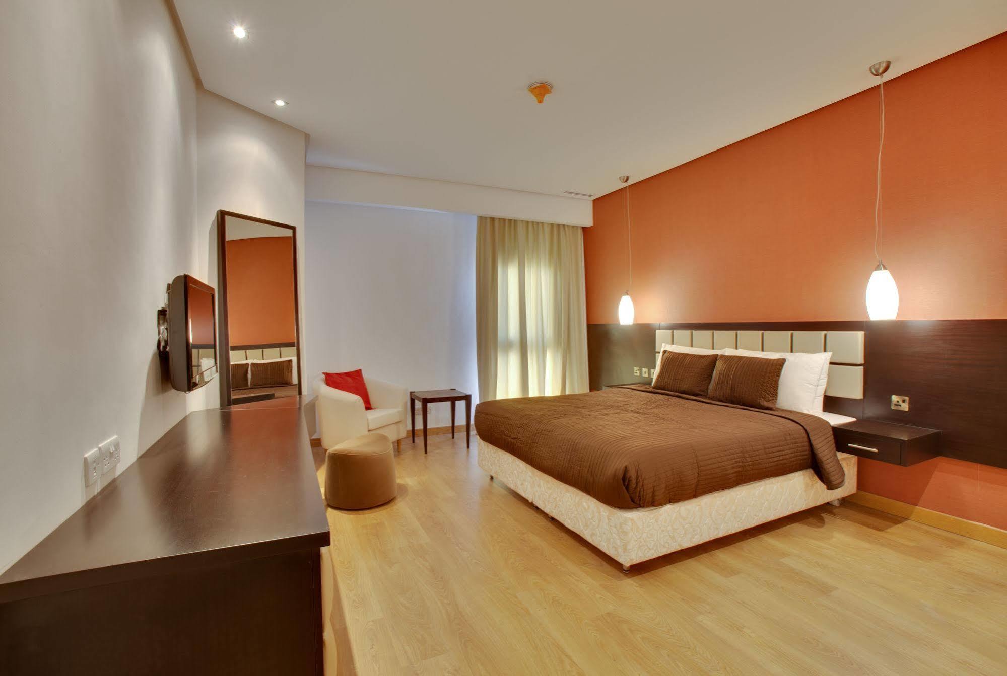 The Rester Hotel Kuwait City Exterior foto