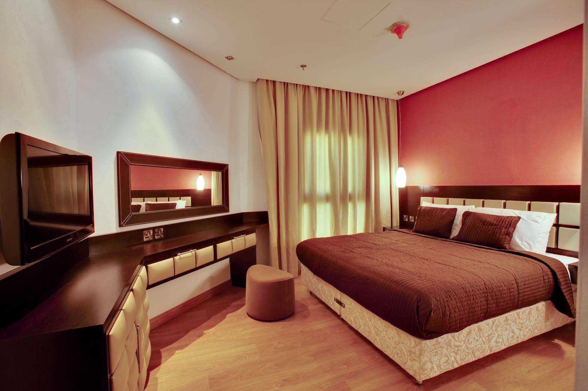 The Rester Hotel Kuwait City Exterior foto